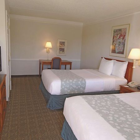 La Quinta Inn By Wyndham Albuquerque Northeast Экстерьер фото