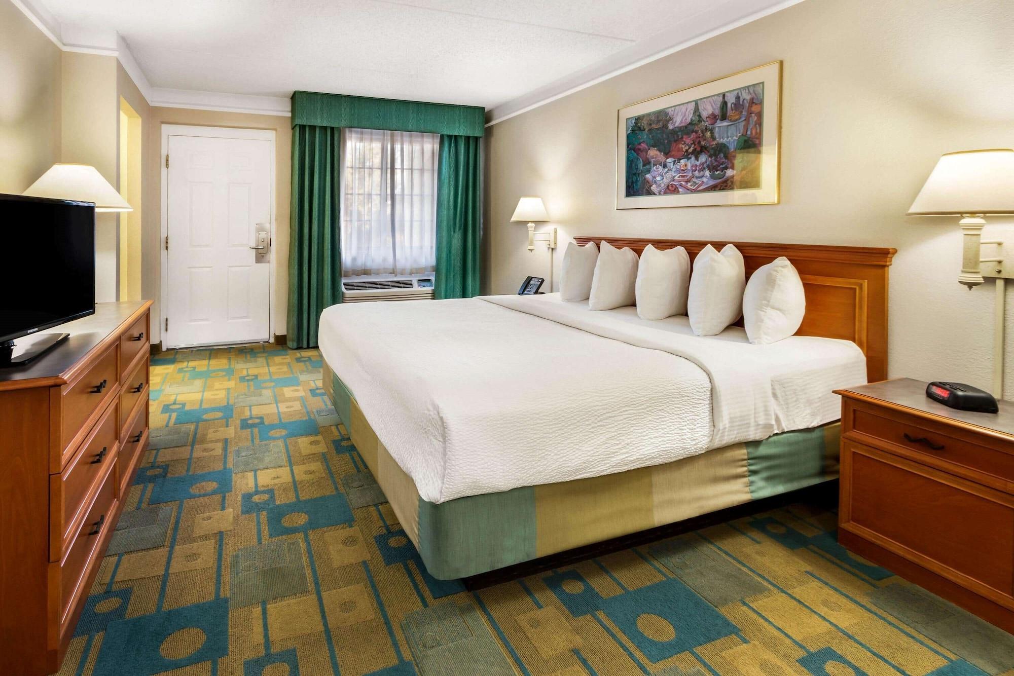 La Quinta Inn By Wyndham Albuquerque Northeast Экстерьер фото